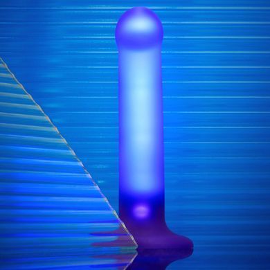 Дилдо, що світиться Strap-On-Me Glow-LED Dildo Purple - M SX2851 фото